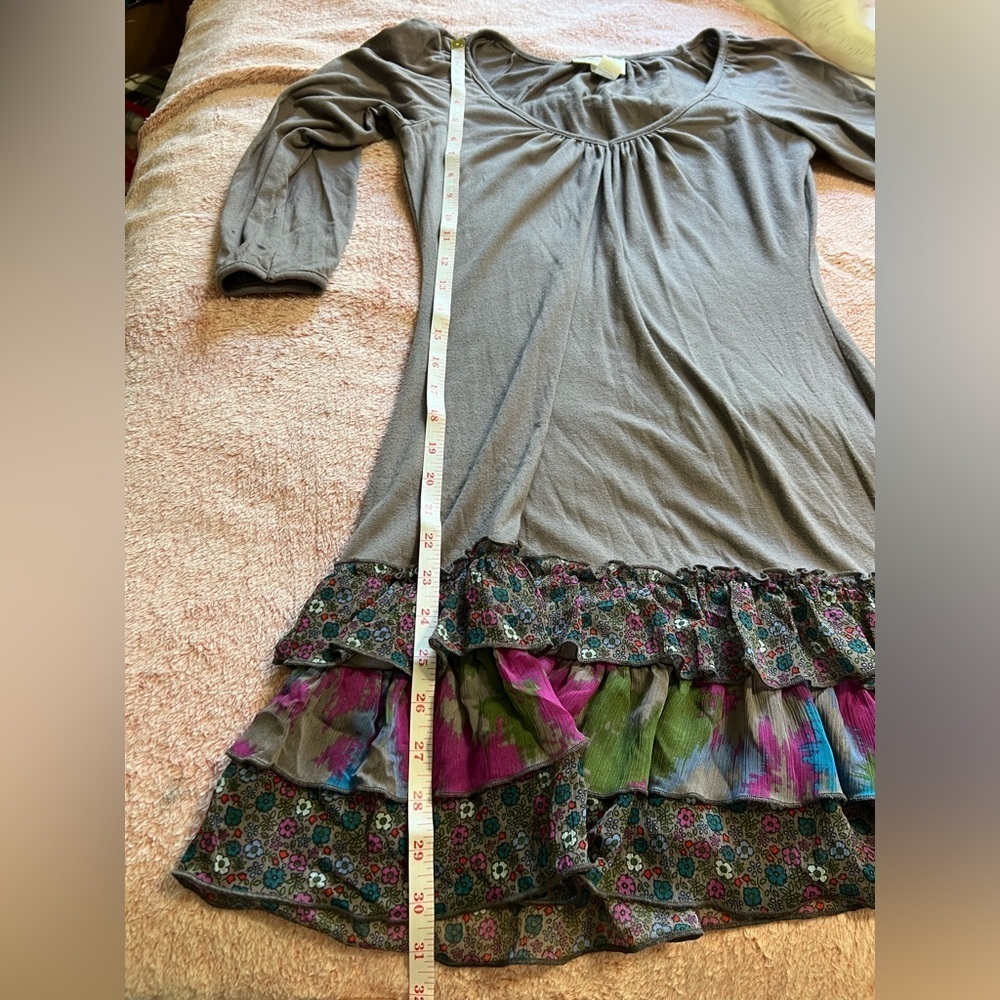 #217 Ruffle dress - Picture 4 of 10